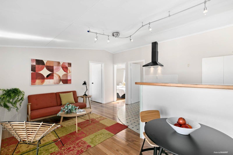 2/0 Heretaunga Avenue, Te Papapa, Auckland - Carousel 2