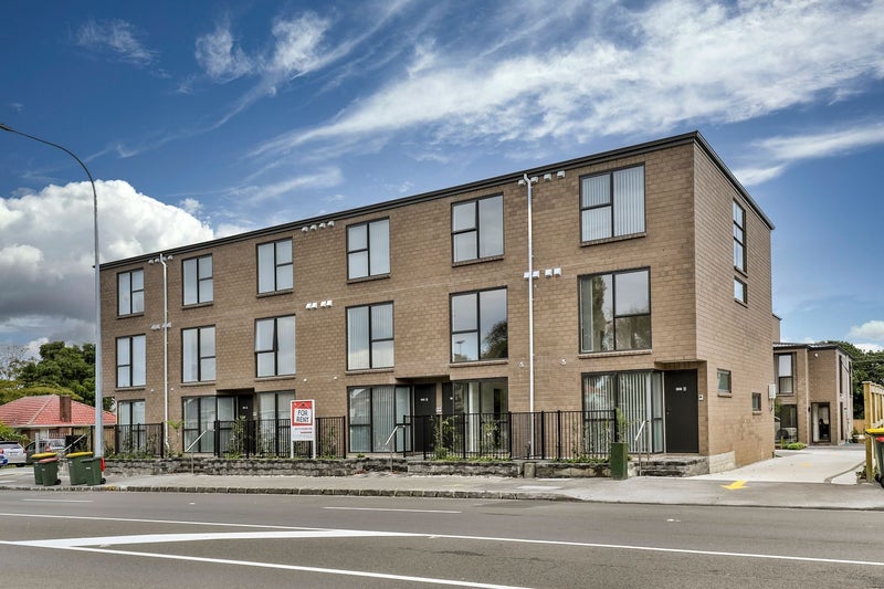 1131E New North Road, Mount Albert, Auckland - Carousel 1