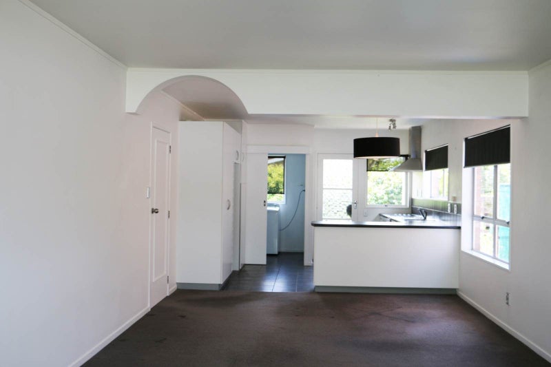 2D Cleland Crescent, Blockhouse Bay, Auckland - Carousel 2