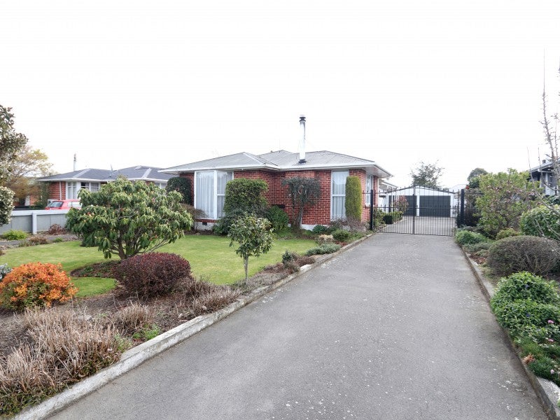 19 Galbraith Street, Allenton, Ashburton - Carousel 1