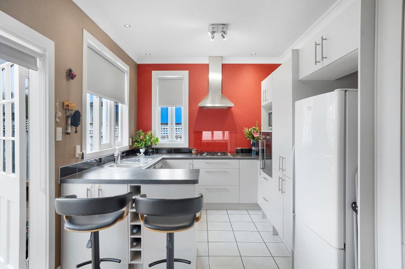 44 Villa Street, Masterton - Carousel 2