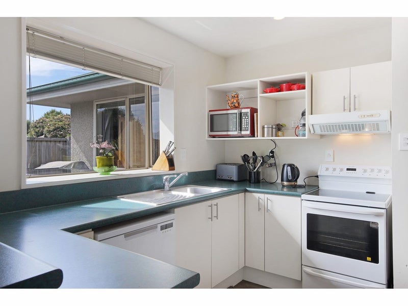 31A Branston Street, Hornby, Christchurch - Carousel 2