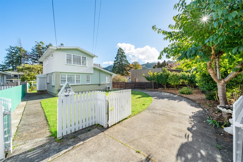 37 Akatarawa Road, Brown Owl, Upper Hutt - Carousel 1
