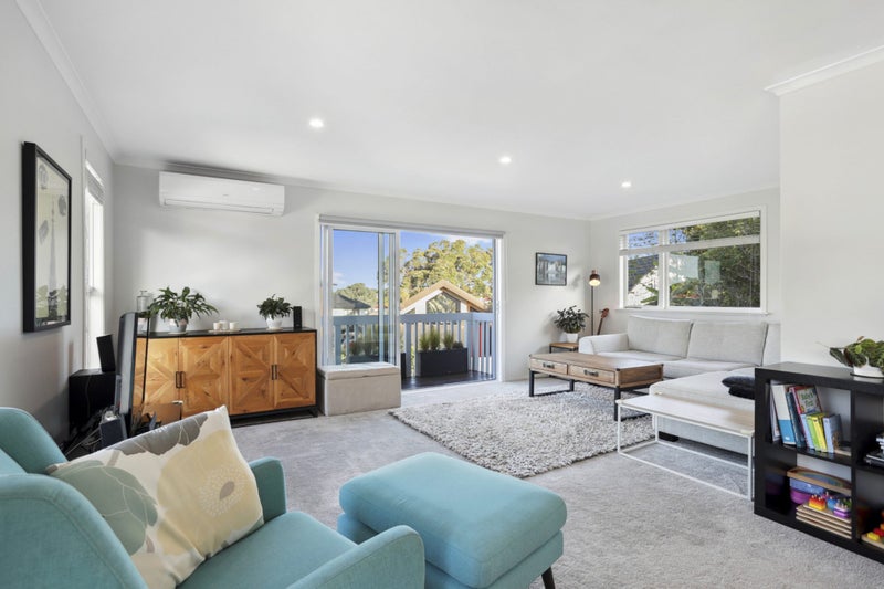 11 Tahi Terrace, Glen Eden, Auckland - Carousel 2