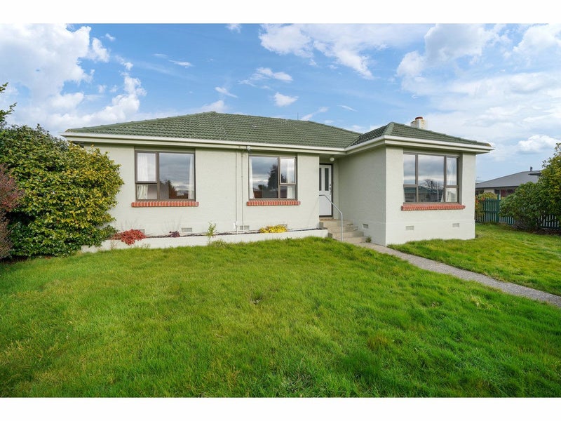 19 Thurso Street, Waverley, Invercargill - Carousel 1