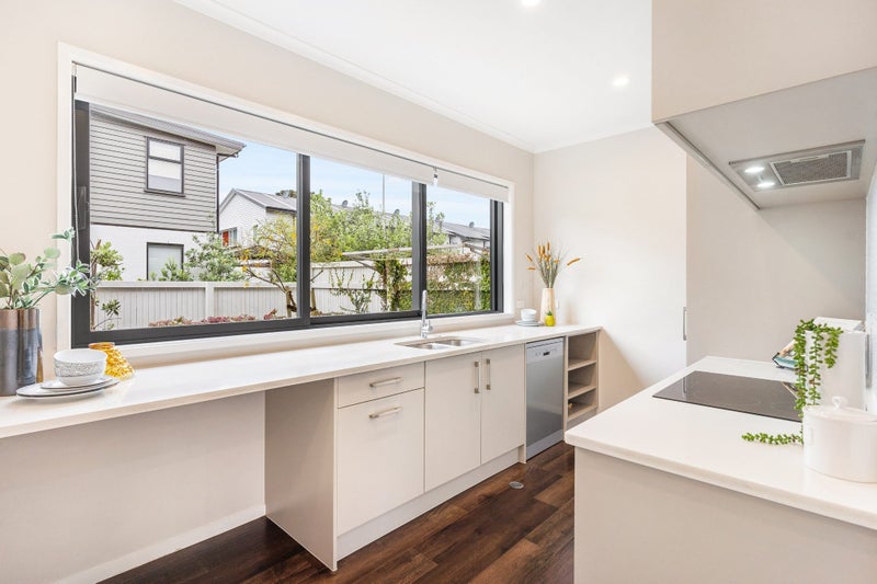 13 Whale RD, Mount Wellington, Auckland - Carousel 2