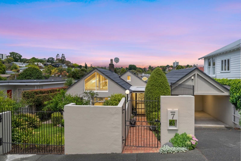 7 Benson Road, Remuera, Auckland - Carousel 1