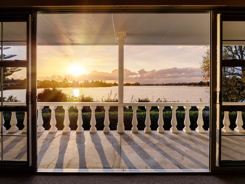 132A Pembroke Street, Hamilton Lake, Hamilton - Carousel 1