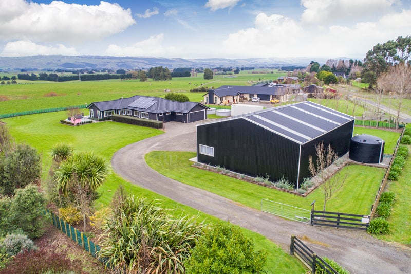 248F WATERSHED RD, BUNNYTHORPE, Palmerston North  - Carousel 1