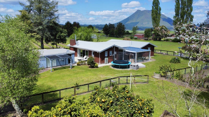 322 Kawerau Road, Putauaki - Carousel 1