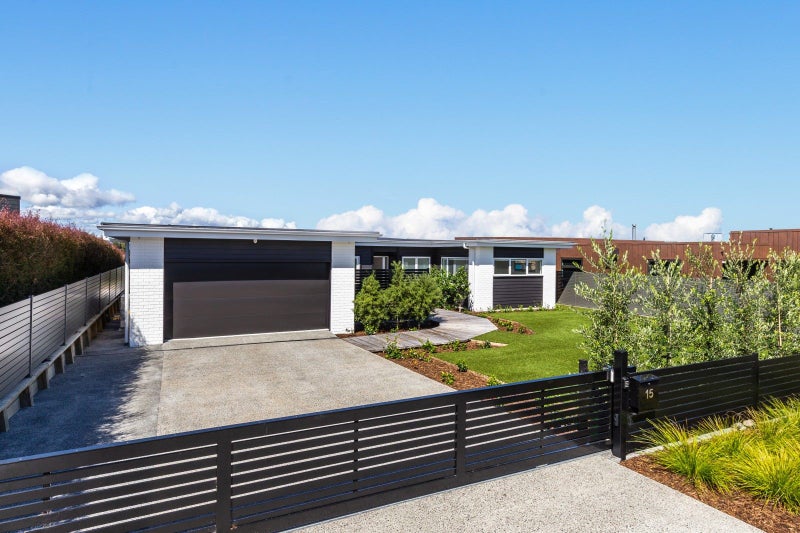 15 Victory Drive, Wharewaka, Taupo - Carousel 2