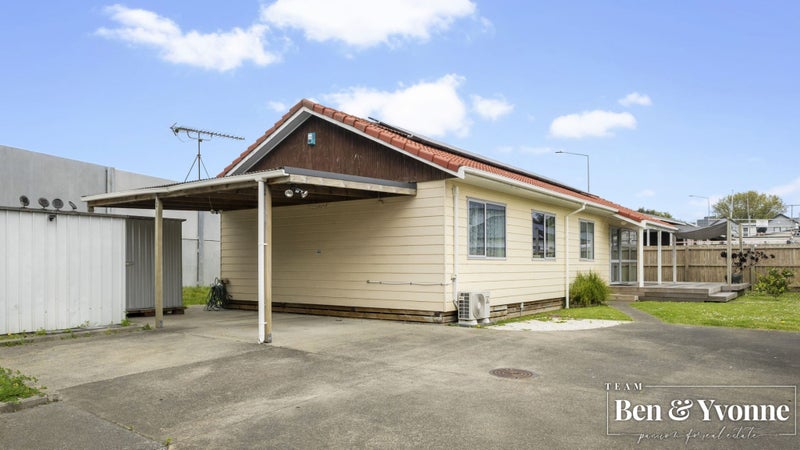 48 Aranui Road, Mount Wellington, Auckland - Carousel 1