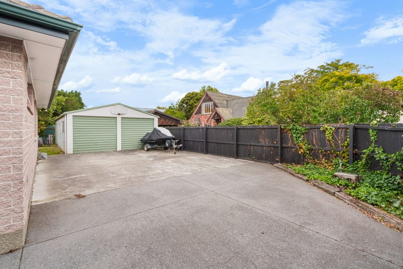 23 Fairmile Place, Russley, Christchurch - Carousel 2