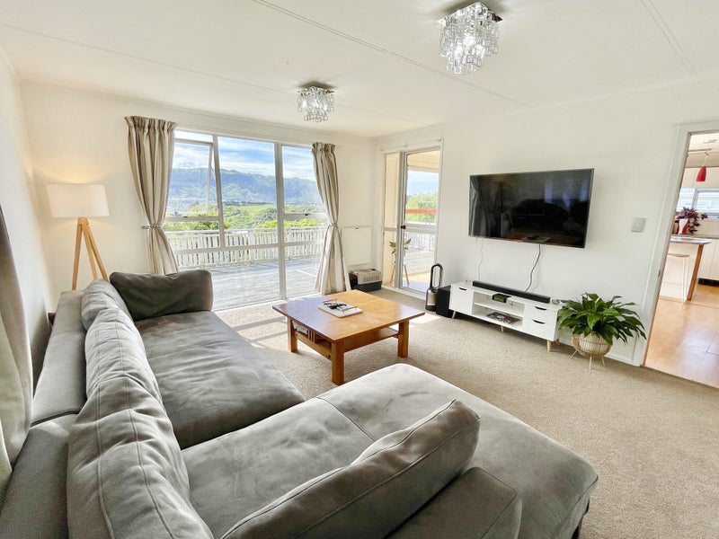 97 Jamaica Drive, Grenada North, Wellington - Carousel 1