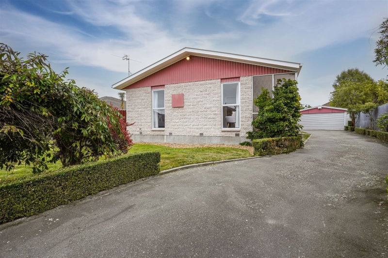7 Panckhurst Drive, Woodend, Woodend - Carousel 1