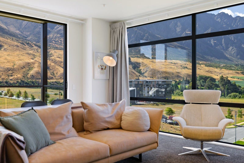 305/34 Red Oaks Drive, Frankton, Queenstown - Carousel 1