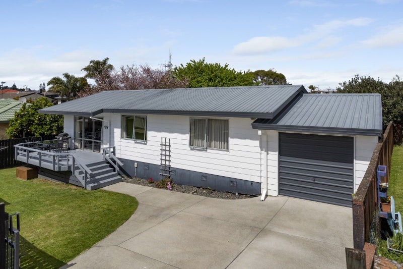 18B Maitland Street, Greerton, Tauranga - Carousel 1