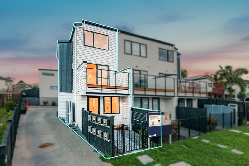 3/82 Rosewarne Crescent, Glendene, Auckland - Carousel 1