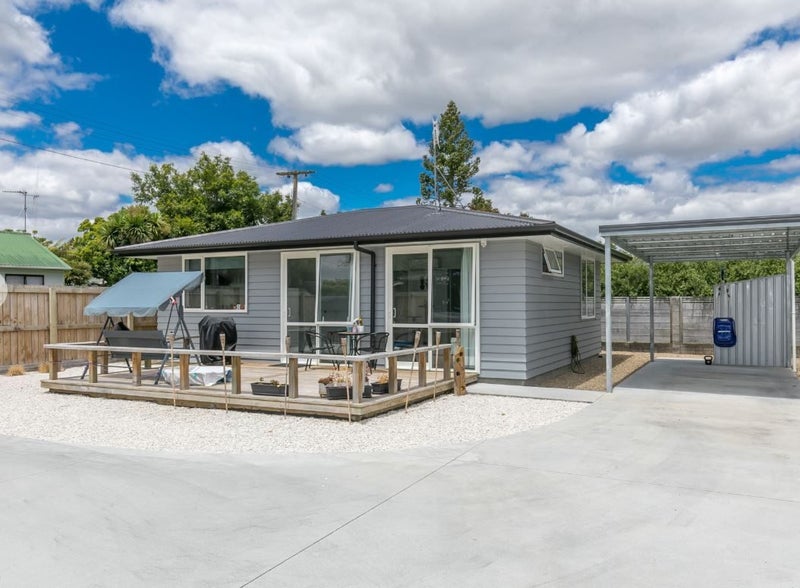 94 Albert Street, Hamilton East, Hamilton - Carousel 1