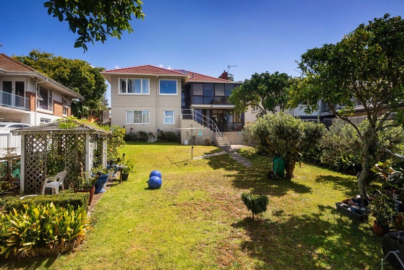 106 Mount Albert Road, Mount Albert, Auckland - Carousel 1