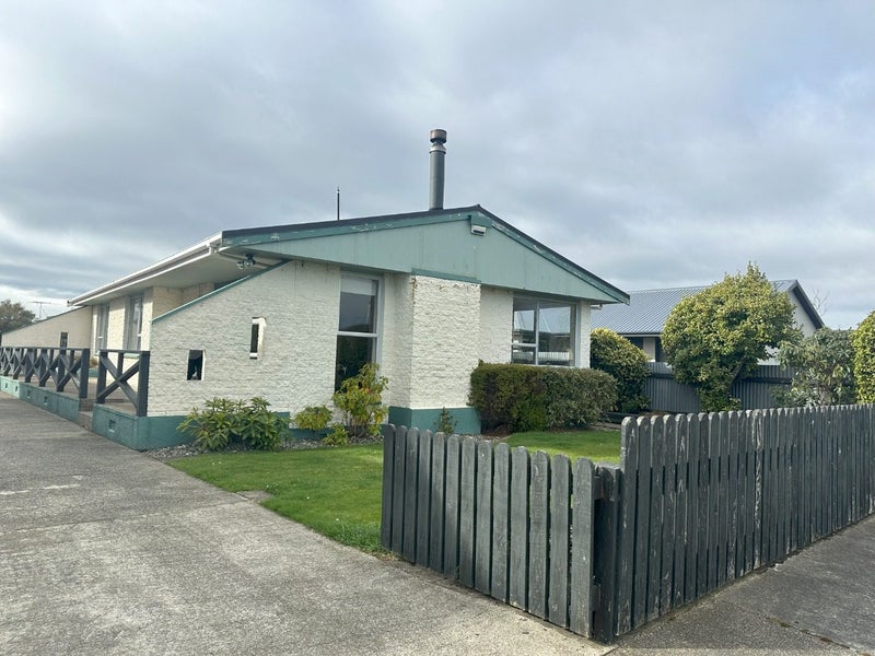 137 Cunningham Crescent, Grasmere, Invercargill - Carousel 2