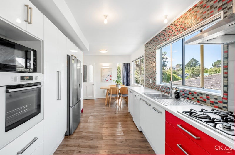 30 Natusch Road, Belmont, Lower Hutt - Carousel 2