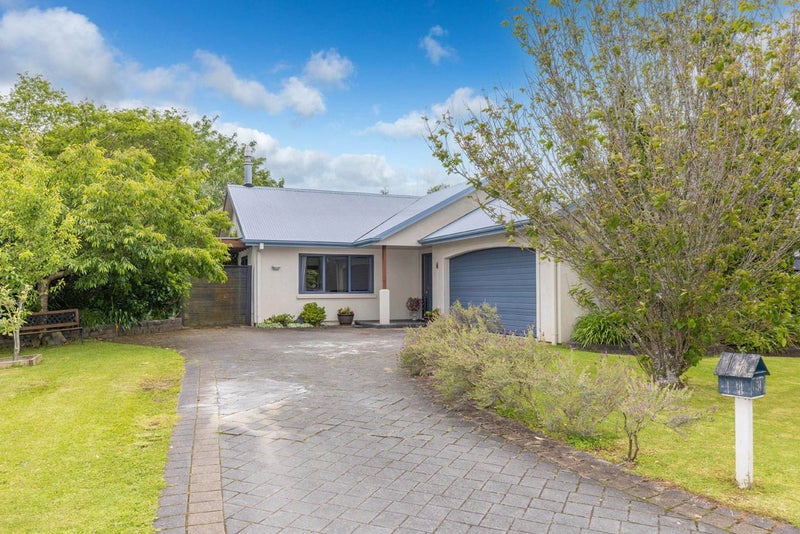 34 Bellona Place, Flagstaff, Hamilton - Carousel 2