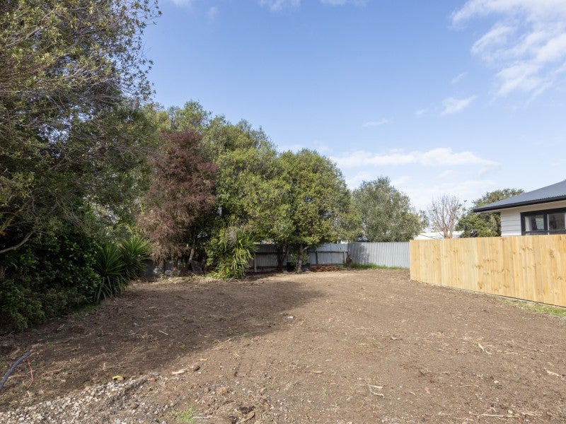 12A Barnett Place, Pirimai, Napier - Carousel 1