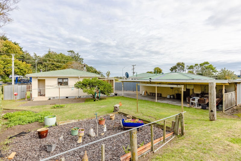 8 State Highway 3, Westmere, Whanganui - Carousel 16