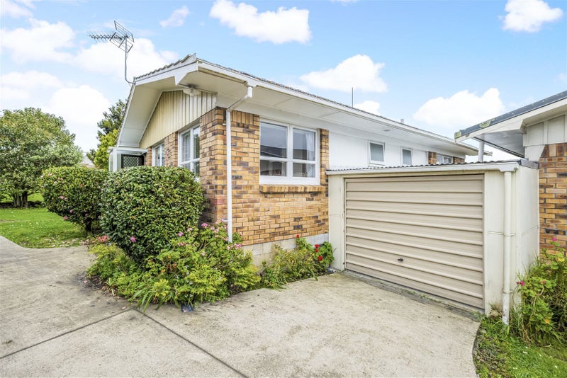 1/32 Coles Crescent, Papakura, Auckland - Carousel 2