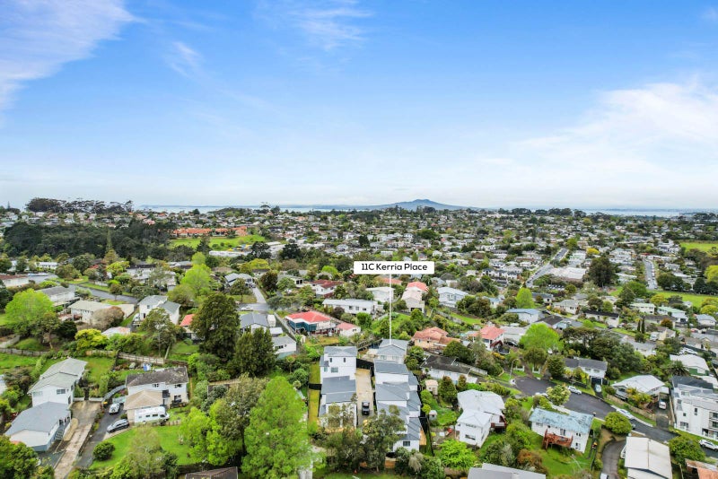 11C Kerria Place, Sunnynook, Auckland - Carousel 18