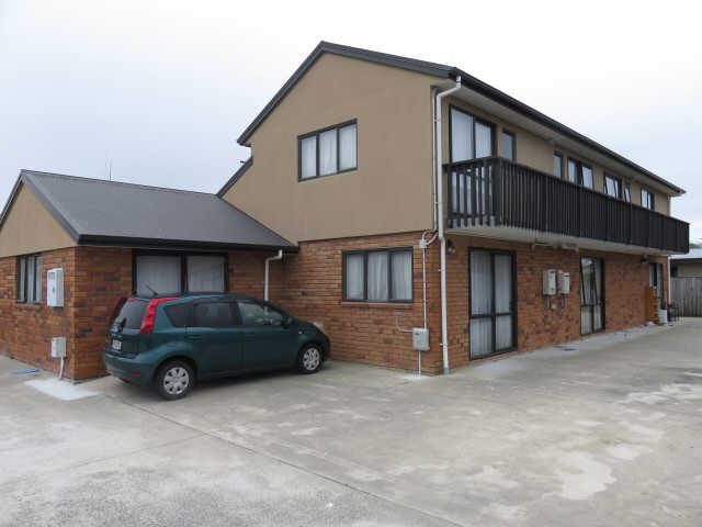 6 Beaumont Street, Hamilton East, Hamilton - Carousel 1