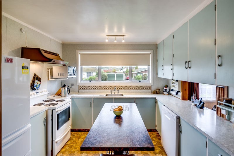 79 York Avenue, Tamatea, Napier - Carousel 2