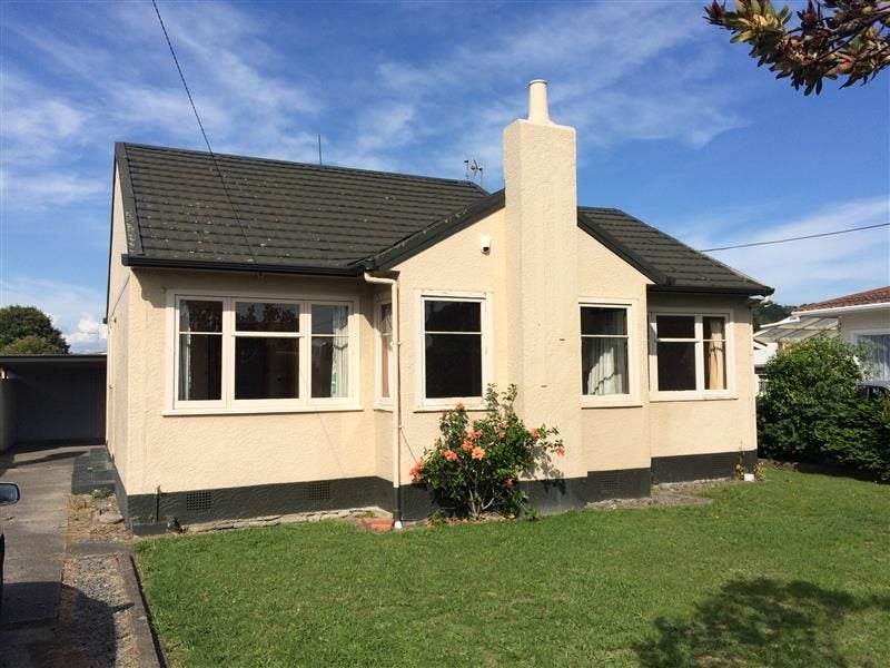 14 Tinirau Street, Whanganui East, Whanganui - Carousel 2