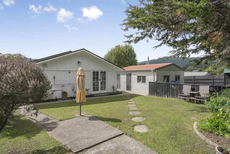 31 McGowan Road, Wainuiomata, Lower Hutt - Carousel 1