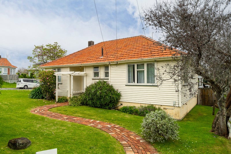 27 May Road, Wesley, Auckland - Carousel 2