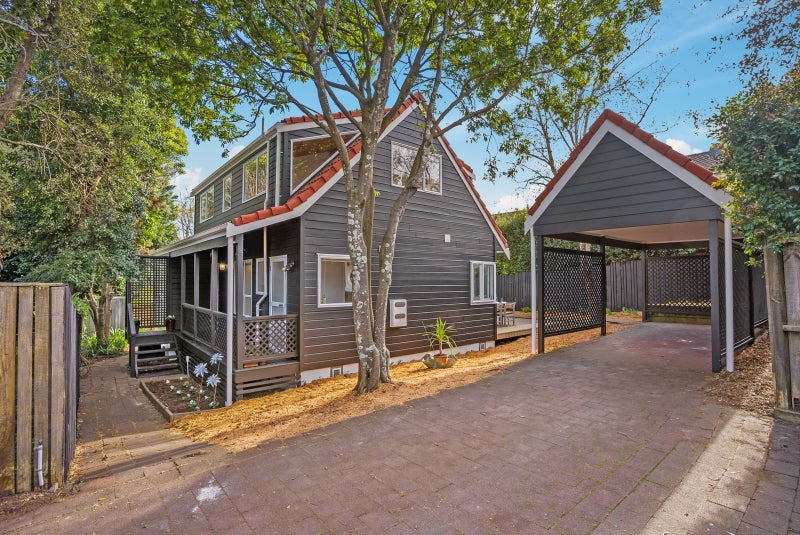 5/110 Norman Lesser Drive, St Johns, Auckland - Carousel 1