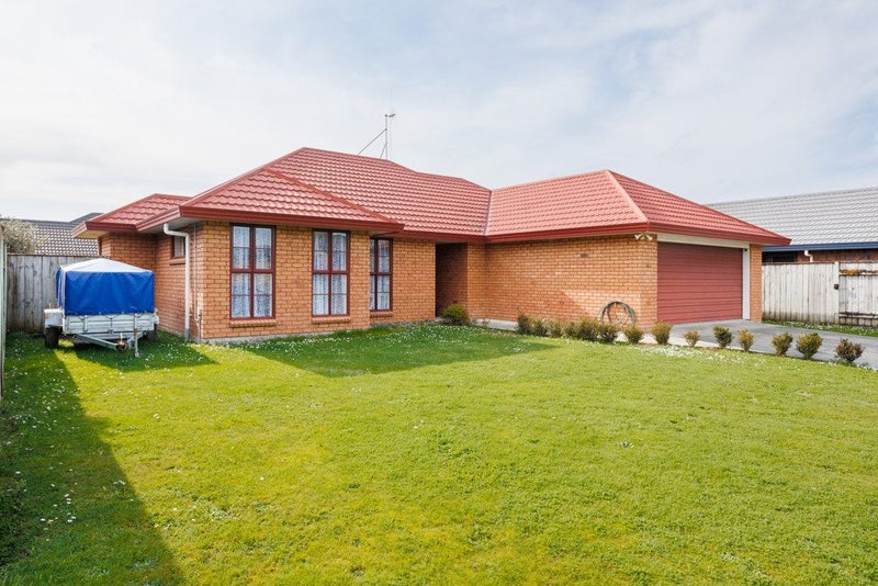 49 Branigan Parade, Kelvin Grove, Palmerston North - Carousel 11