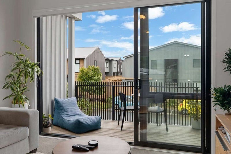 5 Awamarino Way, Westgate, Auckland - Carousel 14