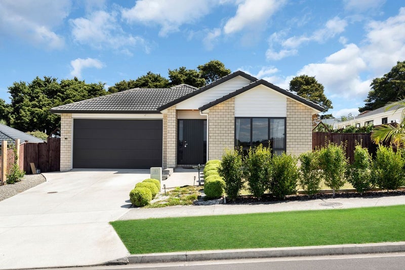 109 Hillpark Drive, Pokeno - Carousel 1