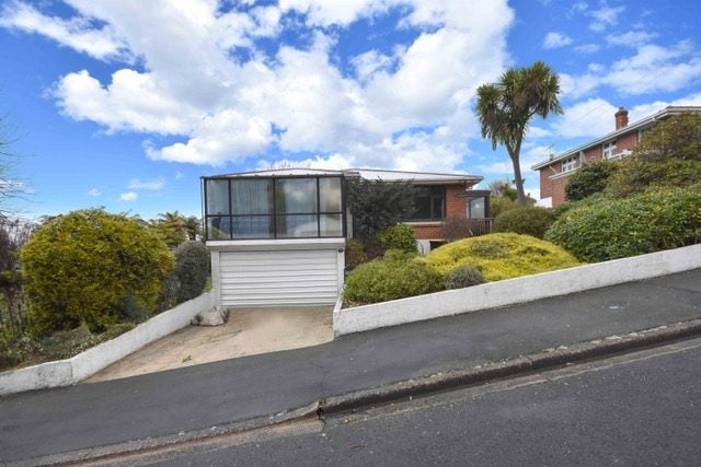 113 Oakwood Avenue, Balaclava, Dunedin - Carousel 1