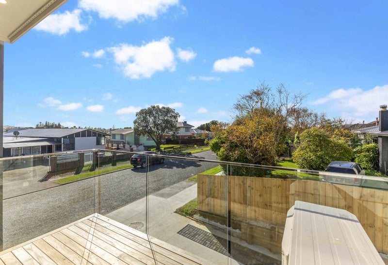24E Wayne Drive, Mangere, Auckland - Carousel 16