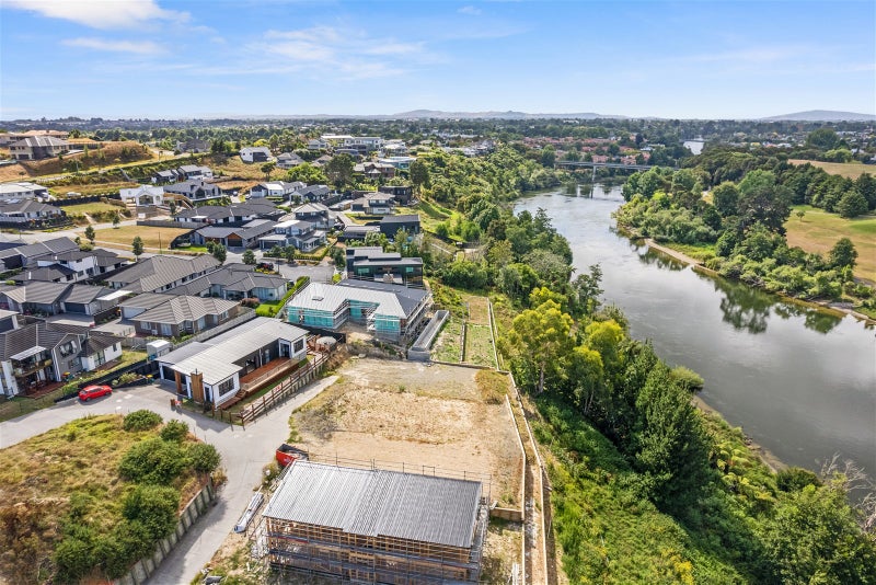 13 Paritai Place, Flagstaff, Hamilton - Carousel 22