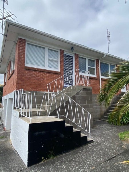 1/116 Grange Road, Mount Eden, Auckland - Carousel 1