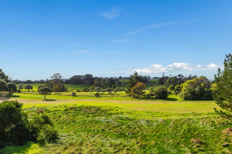 22 Fingal Way, Gulf Harbour, Whangaparaoa - Carousel 50