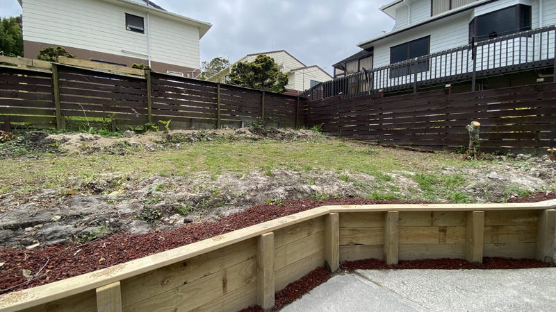 49 Chivalry Road, Glenfield, Auckland - Carousel 26