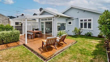 132 Rongotai Road, Kilbirnie, Wellington - Carousel 1