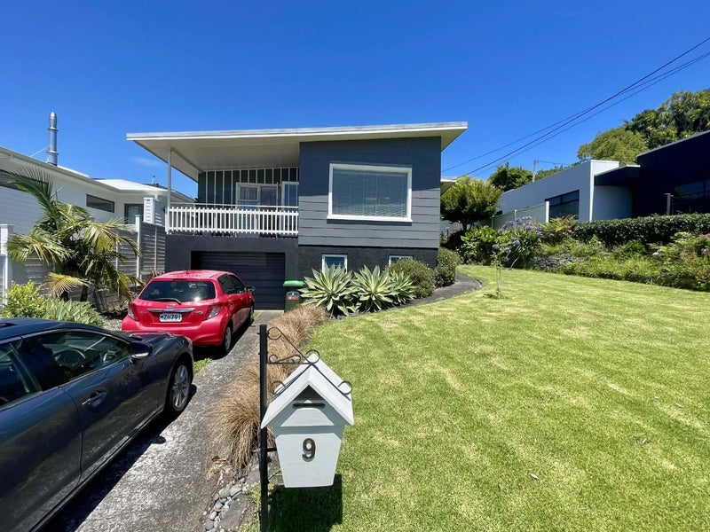 9 Lismore Street, Strandon, New Plymouth - Carousel 1