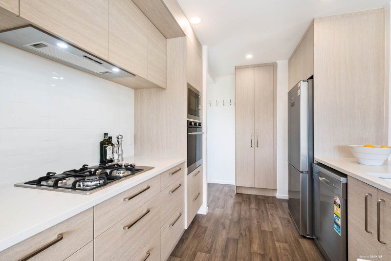 40 Stillwater Crescent, Stillwater, Silverdale - Carousel 2