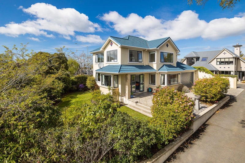 24 Balmacewen Road, Maori Hill, Dunedin - Carousel 2